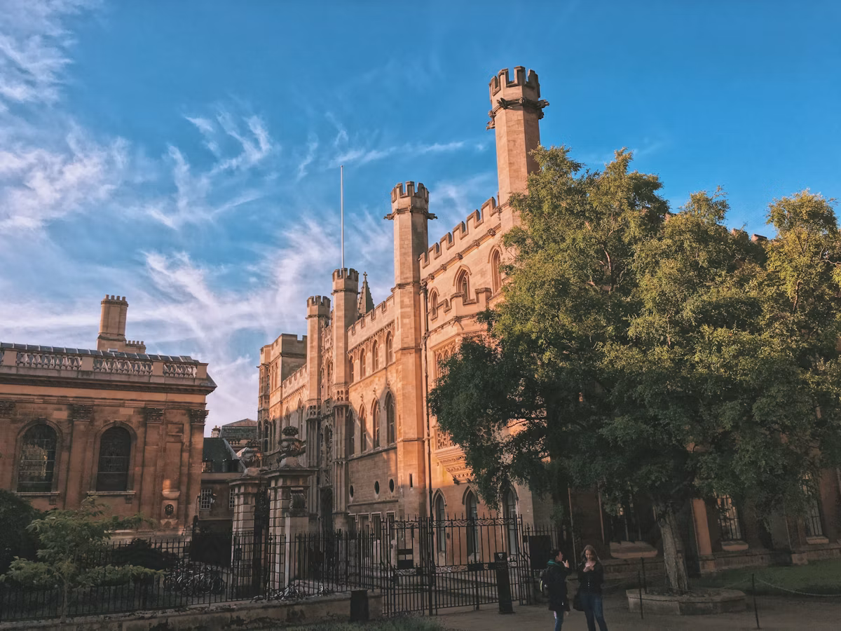 英伦诗意秘境 | 英格兰+威尔士 莎翁故居+斯诺登尼亚隐世瀑布+剑桥康河撑篙 5天4晚私享高定游