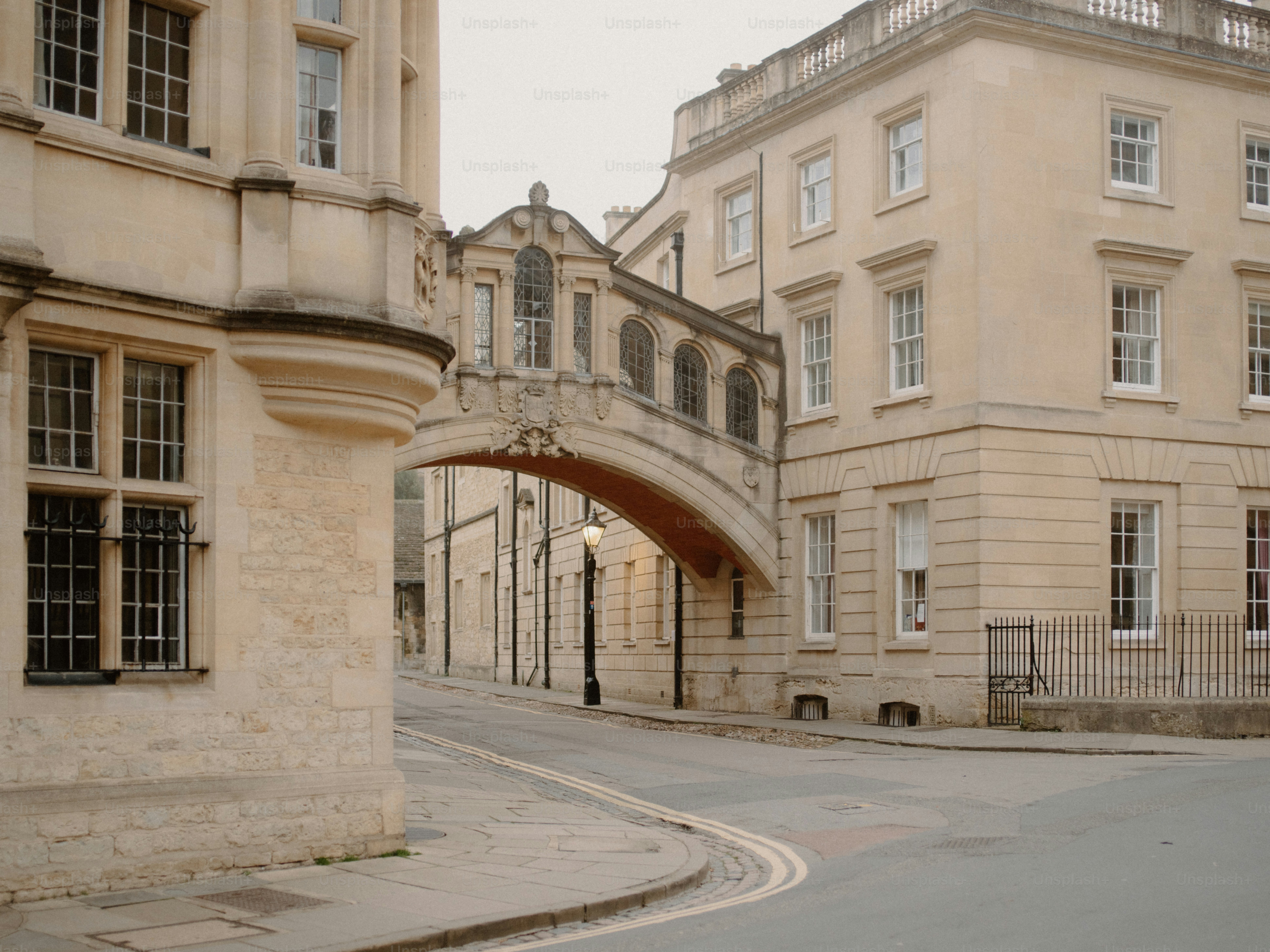 英伦秘境传奇 | 英国 温莎城堡+巨石阵内部+牛津学者回廊 1日私享游